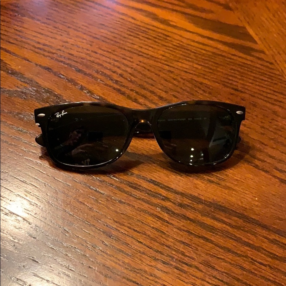 Raybans New Wayfarer Classic